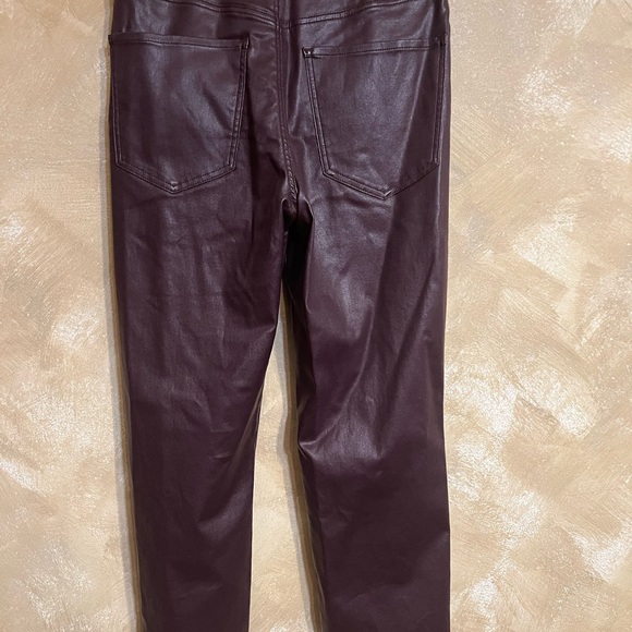 New no tag Faux leather Express pants.. 10R straight ankle, high rise - Picture 3 of 7